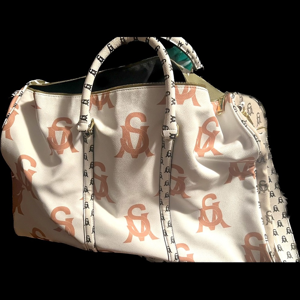 STEVE MADDEN XL DUFFLE